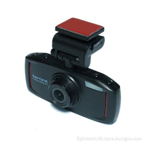 Full HD car camera, 2.7-inch LCD scree/maximum 32GB/170-degree angle, built-in 450mAh battery